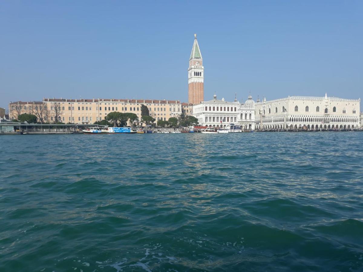 Villamamaeli Lido di Venezia Luaran gambar